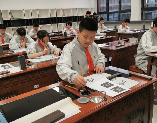 1594981373728360.jpg 4+.jpg