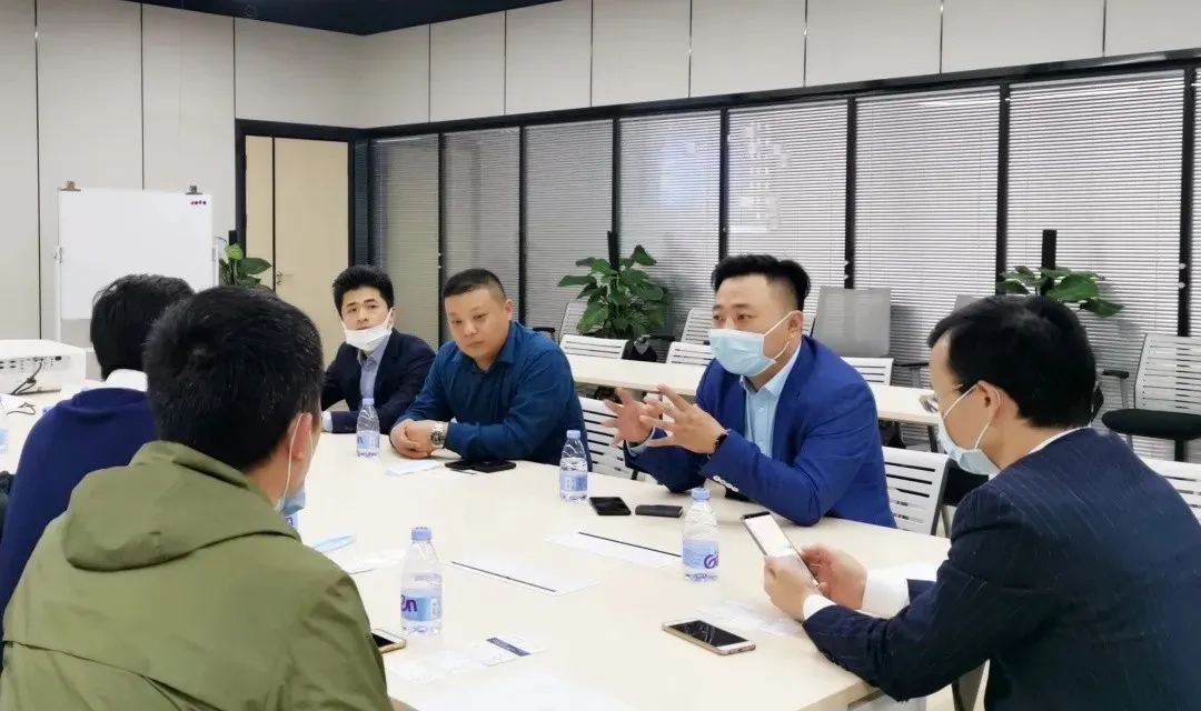 1592997915520603.jpg 640.webp (1).jpg