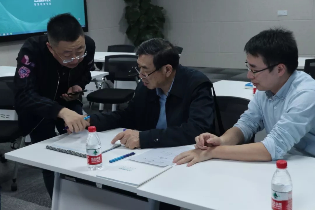 1592991275143177.jpg 640.webp (2).jpg