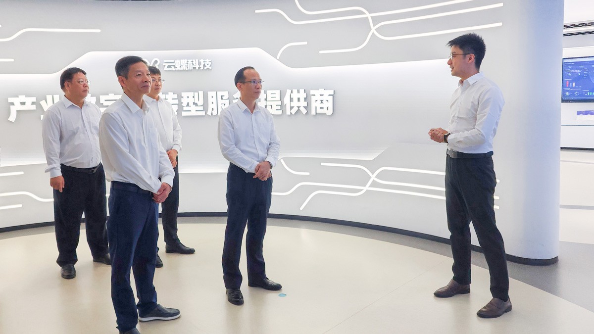 拓展交流合作，梅州市豐順縣委副書記、縣長凌望遠(yuǎn)一行到訪云蝶科技