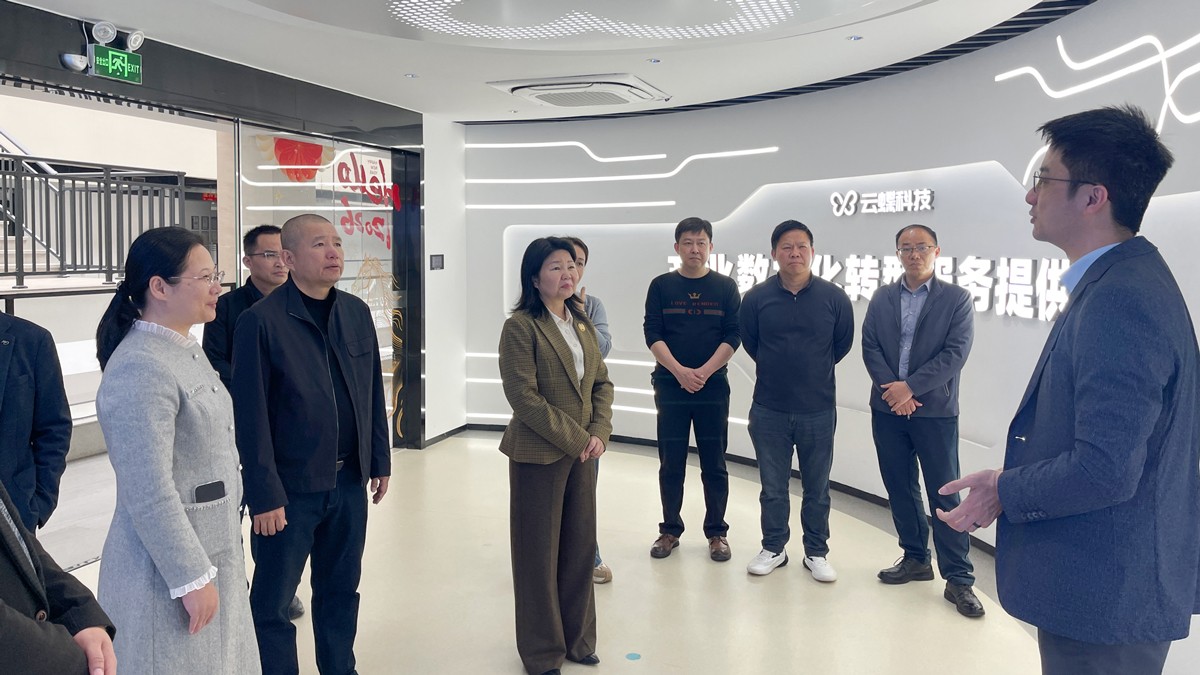 深化對口幫扶，豐順縣副縣長、海珠對口幫扶協(xié)作駐豐順工作隊(duì)隊(duì)長周方前率豐順教育團(tuán)隊(duì)走訪海珠